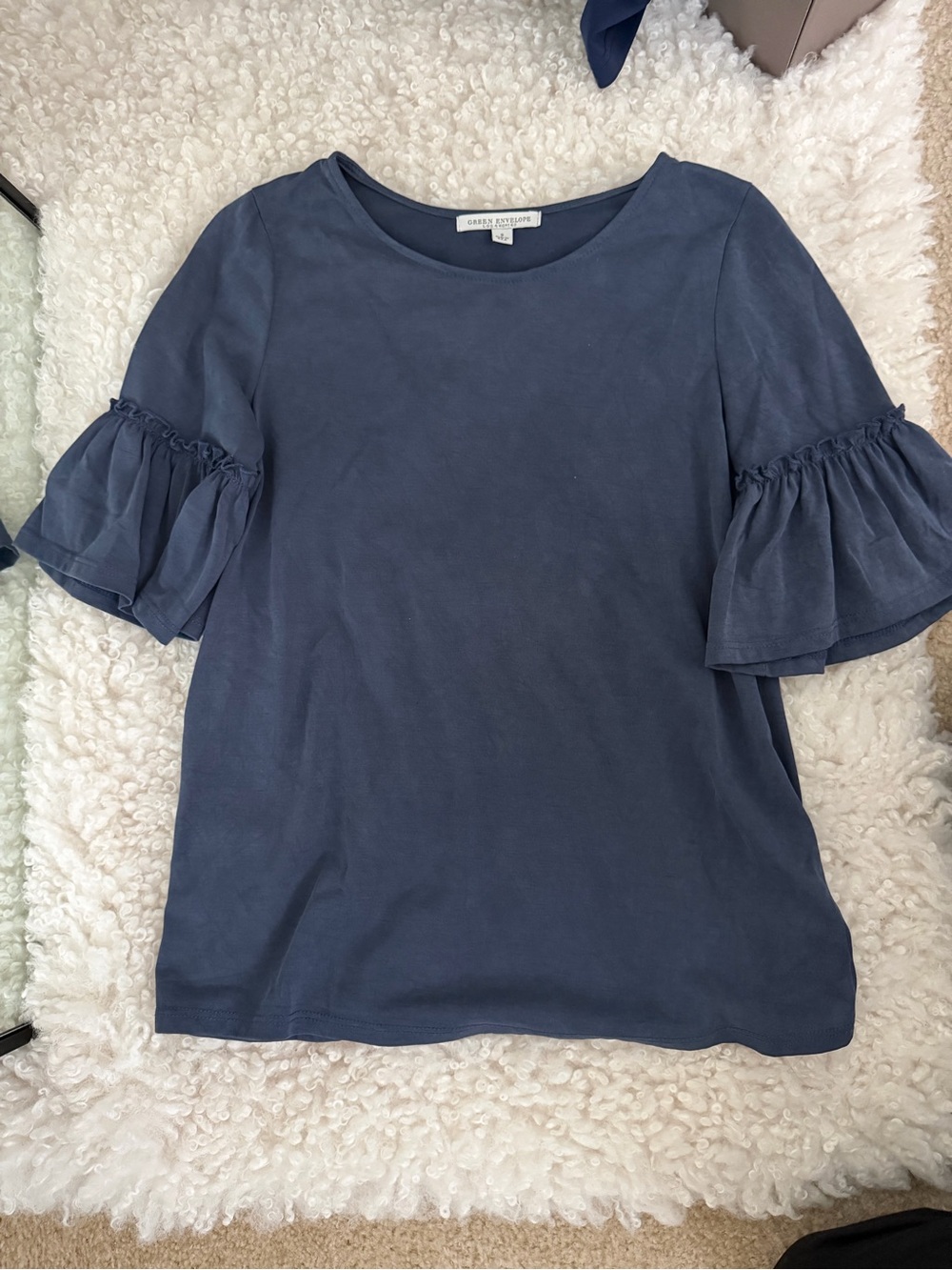 Green Envelope Navy Ruffle Sleeve Short-Sleeve Top